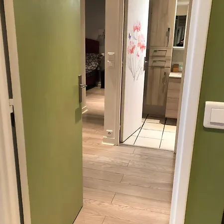Chezclervie City, Close To Paris La Defense U Arena Apartment *