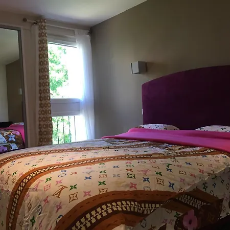 Apartment Chezclervie City, Close To Paris La Defense U Arena
