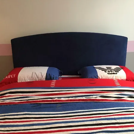 Chezclervie City, Close To Paris La Defense U Arena * Nanterre
