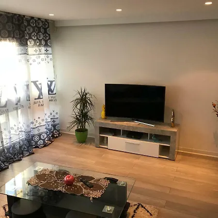 Chezclervie City, Close To Paris La Defense U Arena Apartment Nanterre